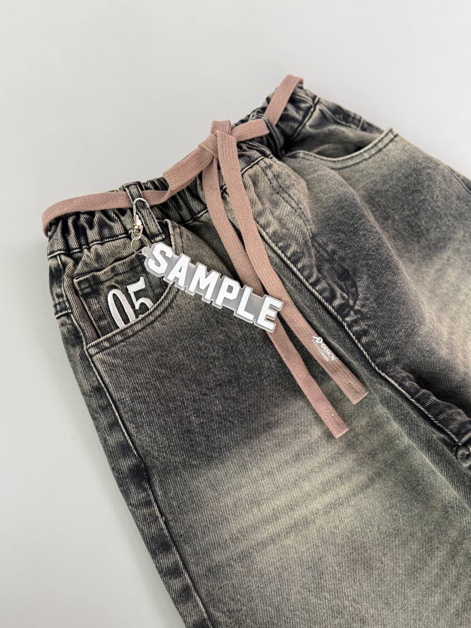 6D8BFC28-47C8-4EC1-9ED4-FB3F8E4D29E1